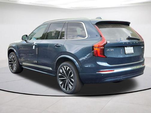 Denim Blue Metallic 2026 Volvo XC90 Plug-In Hybrid T8 Plus 6-Seater