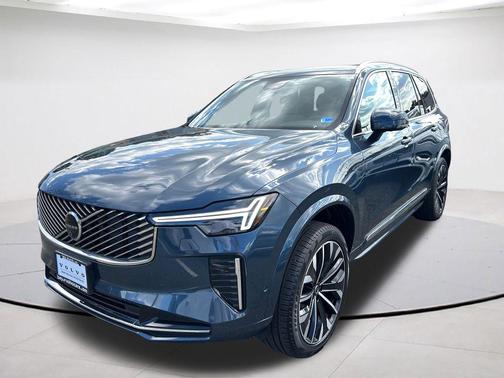 Denim Blue 2026 Volvo XC90 B6 Plus 7-Seater