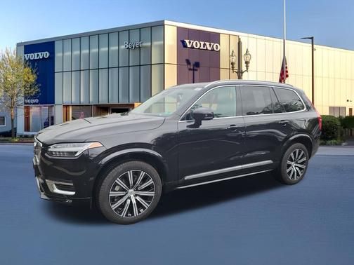 2025 Volvo XC90 B6 Plus 7-Seater