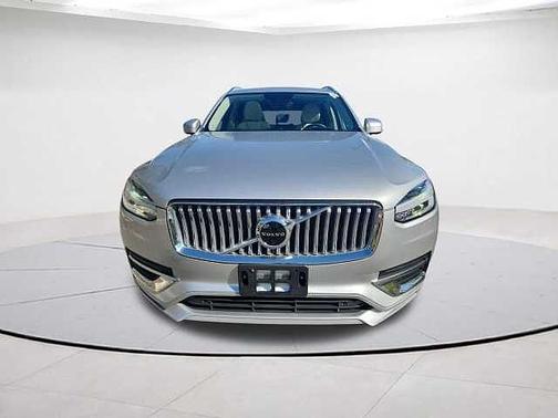 2022 Volvo XC90 T6 AWD Inscription 7 Seater