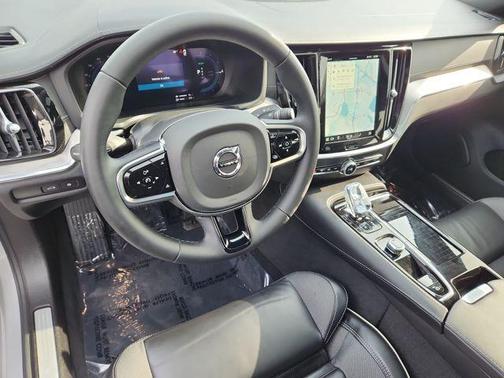 Silver 2025 Volvo S60 Plug-In Hybrid T8 Ultra
