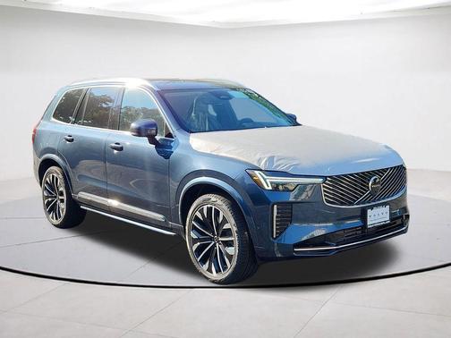 Denim Blue Metallic 2026 Volvo XC90 Plug-In Hybrid T8 Ultra 7-Seater