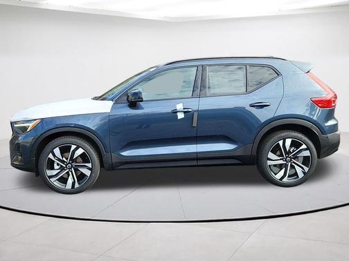 Denim Blue 2026 Volvo XC40 B5 Plus