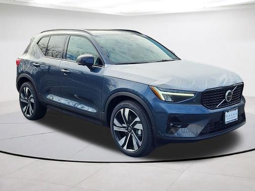 Denim Blue 2026 Volvo XC40 B5 Plus