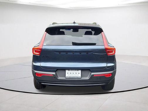 Denim Blue 2026 Volvo XC40 B5 Ultra Black Edition