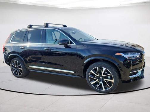 2023 Volvo XC90 B6 Plus 7-Seater