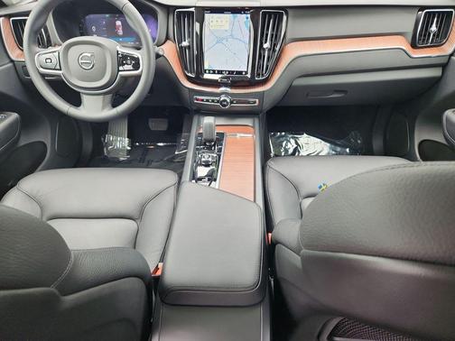 Silver 2023 Volvo XC60 B5 Plus Bright Theme