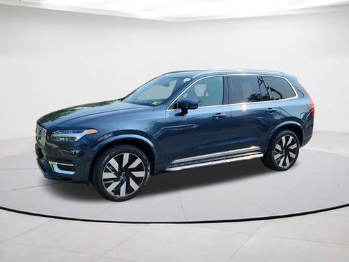 2023 Volvo XC90 Recharge Plug-In Hybrid Ultimate Bright 7-Seater