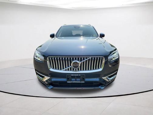 2023 Volvo XC90 Recharge Plug-In Hybrid Ultimate Bright 7-Seater