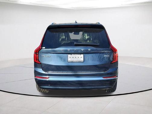 Denim Blue Metallic 2026 Volvo XC90 B6 Plus 7-Seater