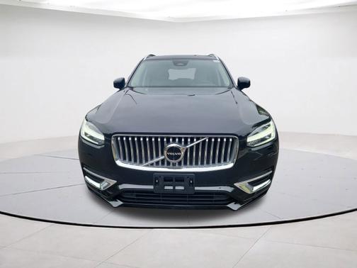 2024 Volvo XC90 B6 Plus Bright 7-Seater