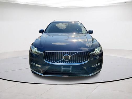 2022 Volvo XC60 B6 AWD Inscription