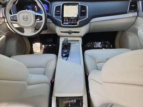 Denim Blue Metallic 2025 Volvo XC90 B5 Core