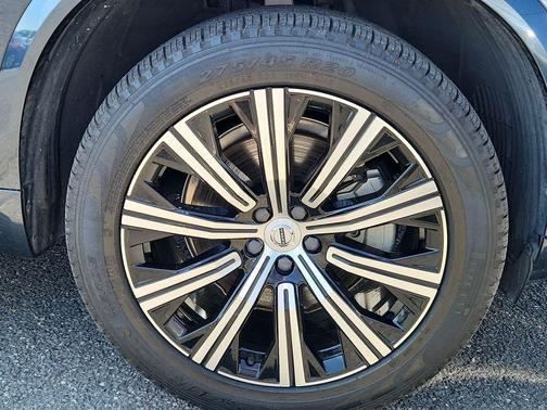 Denim Blue Metallic 2025 Volvo XC90 B5 Core