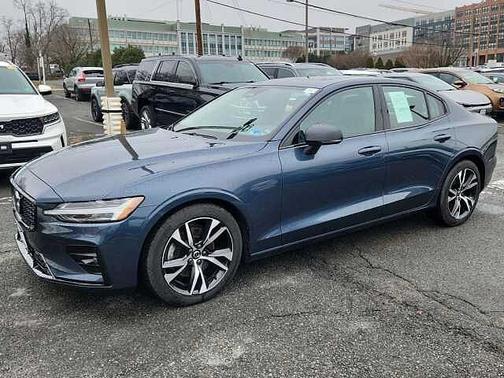 2023 Volvo S60 Core