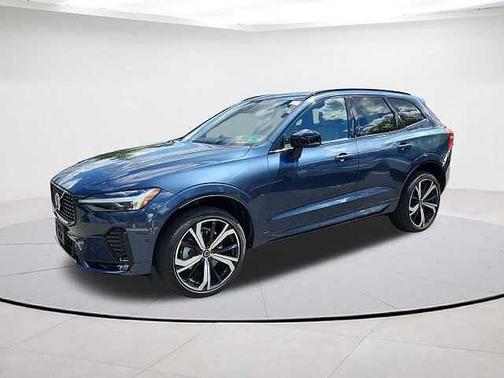 2023 Volvo XC60 B5 AWD Ultimate Dark