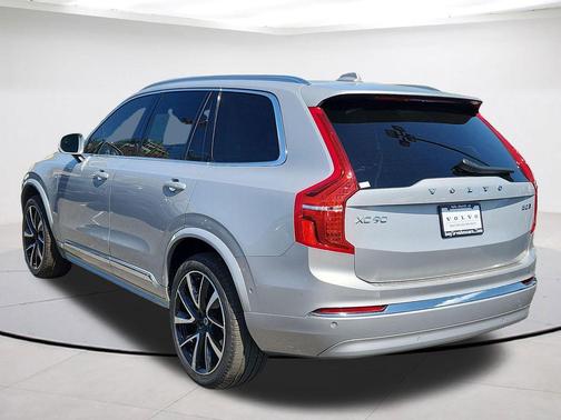 Silver 2023 Volvo XC90 B5 Plus