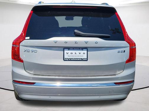 Silver 2023 Volvo XC90 B5 Plus