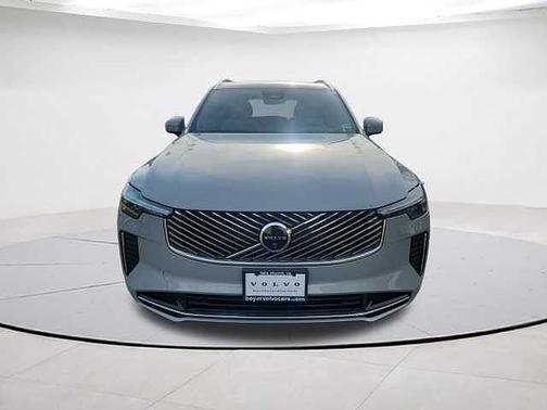 2025 Volvo XC90 Plus