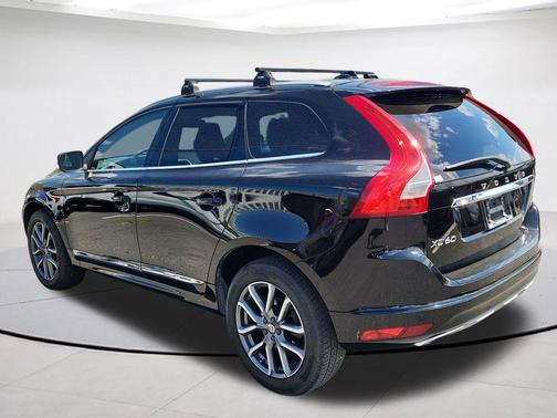 Black 2016 Volvo XC60 T5 Platinum