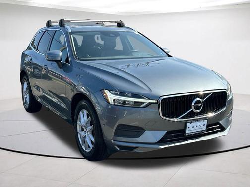Osmium Gray Metallic 2018 Volvo XC60 T5 Momentum