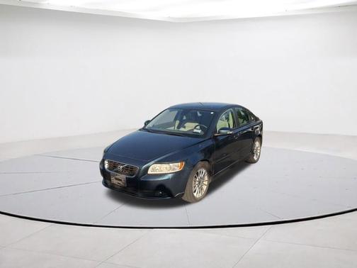 Barents Blue Metallic 2010 Volvo S40 2.4i