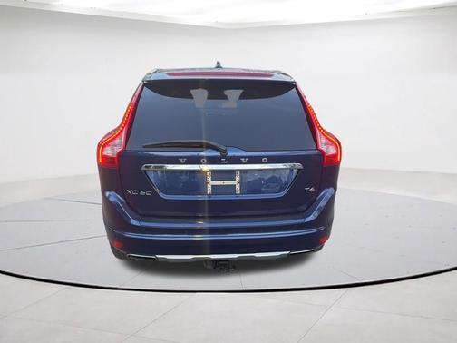 Ocean Blue 2015 Volvo XC60 T6 Platinum