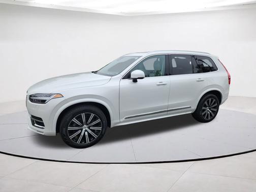 2024 Volvo XC90 B5 Core Bright