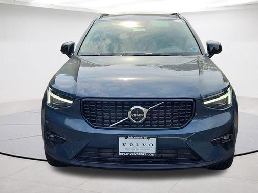 Denim Blue 2026 Volvo XC40 B5 Ultra