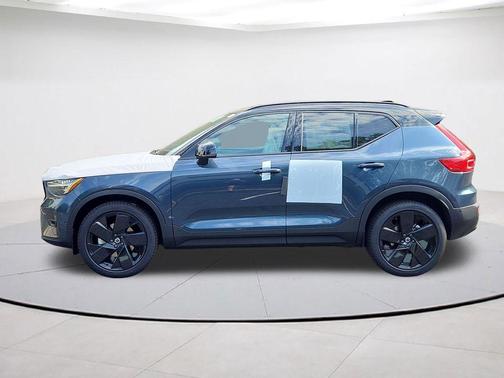 Denim Blue 2026 Volvo XC40 B5 Ultra Black Edition