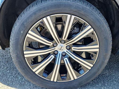 Denim Blue Metallic 2023 Volvo XC90 B6 Plus 7-Seater