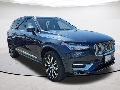 Denim Blue Metallic 2023 Volvo XC90 B6 Plus 7-Seater