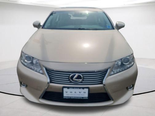 2015 Lexus ES 300h Base