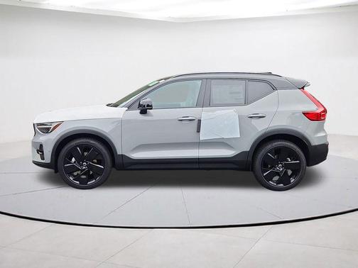 Gray Metallic 2026 Volvo XC40 B5 Ultra Black Edition