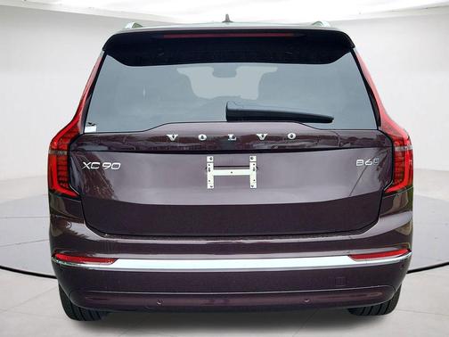 Red Metallic 2026 Volvo XC90 B6 Plus 7-Seater