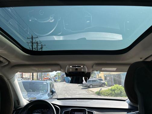 Onyx Black Metallic 2020 Volvo XC90 T6 Momentum 7 Passenger
