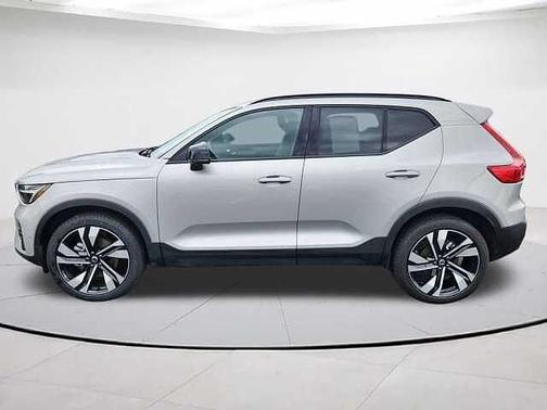 Silver 2025 Volvo XC40 B5 Plus Dark Theme