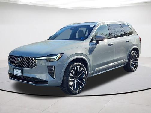 Gray Metallic 2026 Volvo XC90 Plug-In Hybrid T8 Plus 7-Seater