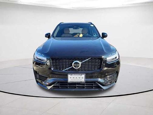 2023 Volvo XC90 Ultimate Dark 7-Seater