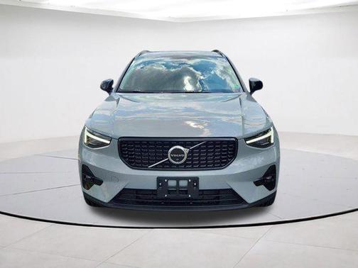 Gray Metallic 2026 Volvo XC40 B5 Plus