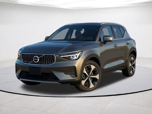 Gray Metallic 2026 Volvo XC40 B5 Plus