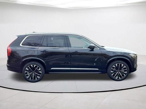 2026 Volvo XC90 B6 Ultra 7-Seater