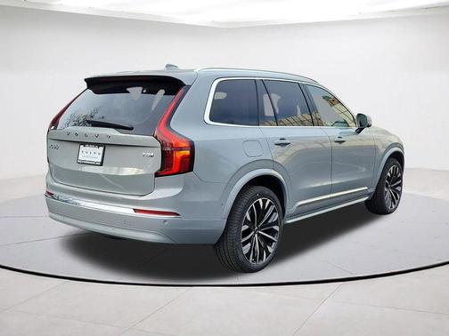 Gray Metallic 2026 Volvo XC90 Plug-In Hybrid T8 Ultra 7-Seater