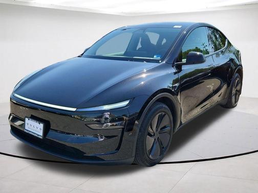 Black 2026 Tesla Model Y Long Range