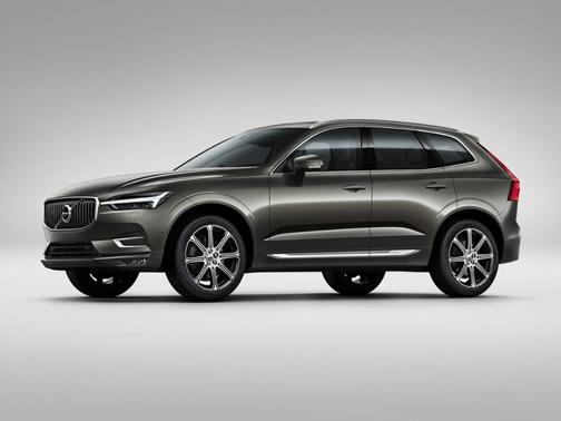 Crystal White Metallic 2018 Volvo XC60 T5 Inscription