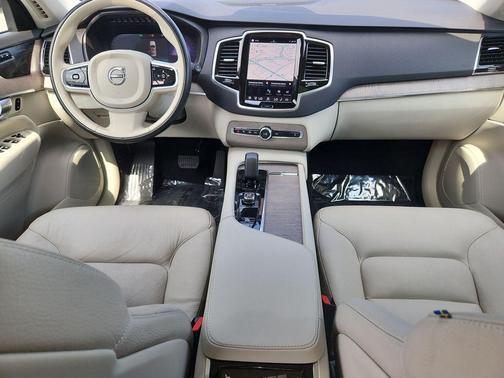Denim Blue Metallic 2023 Volvo XC90 B6 Plus 6-Seater