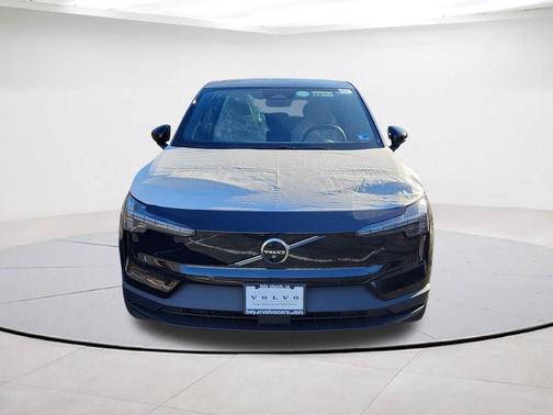 Onyx Black Metallic 2026 Volvo EX30 Twin Motor Ultra