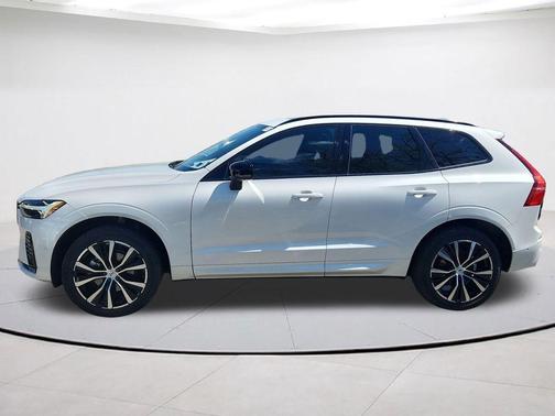 Crystal White Metallic 2024 Volvo XC60 B5 Plus Dark Theme