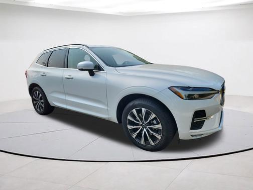 2023 Volvo XC60 B5 FWD Core