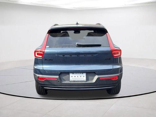 Denim Blue 2026 Volvo XC40 B5 Ultra Black Edition